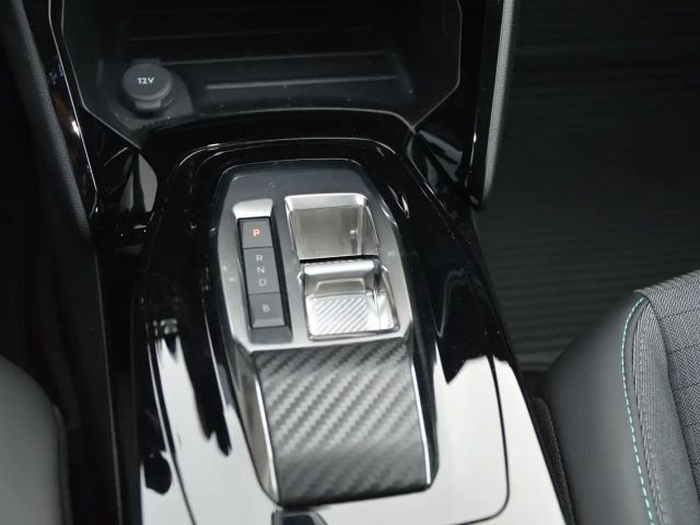 Peugeot E-2008 Allure Pack