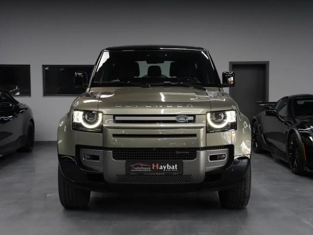Land Rover Defender 90 Dynamic HSE
