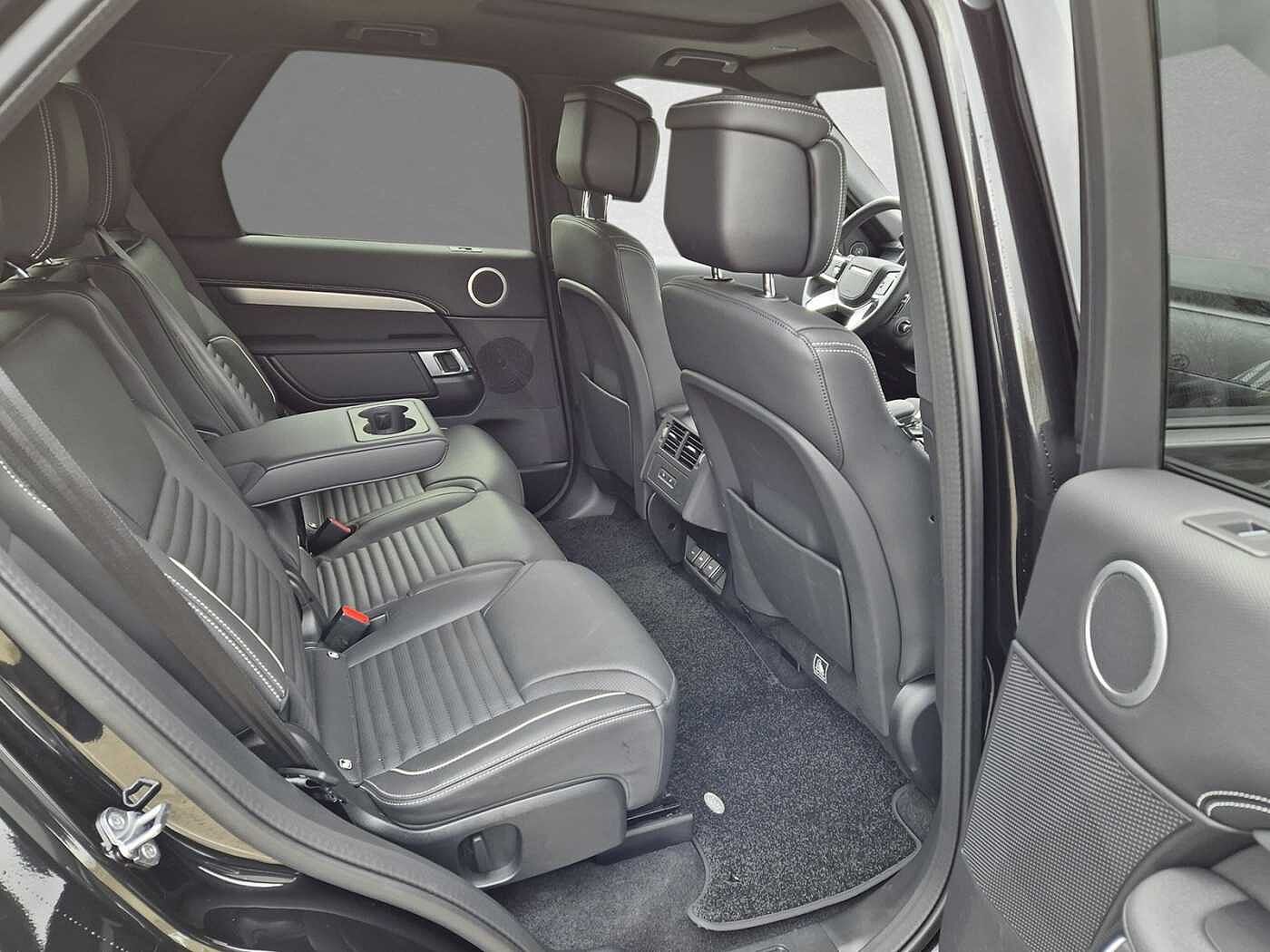 Land Rover Discovery D300 Dynamic HSE