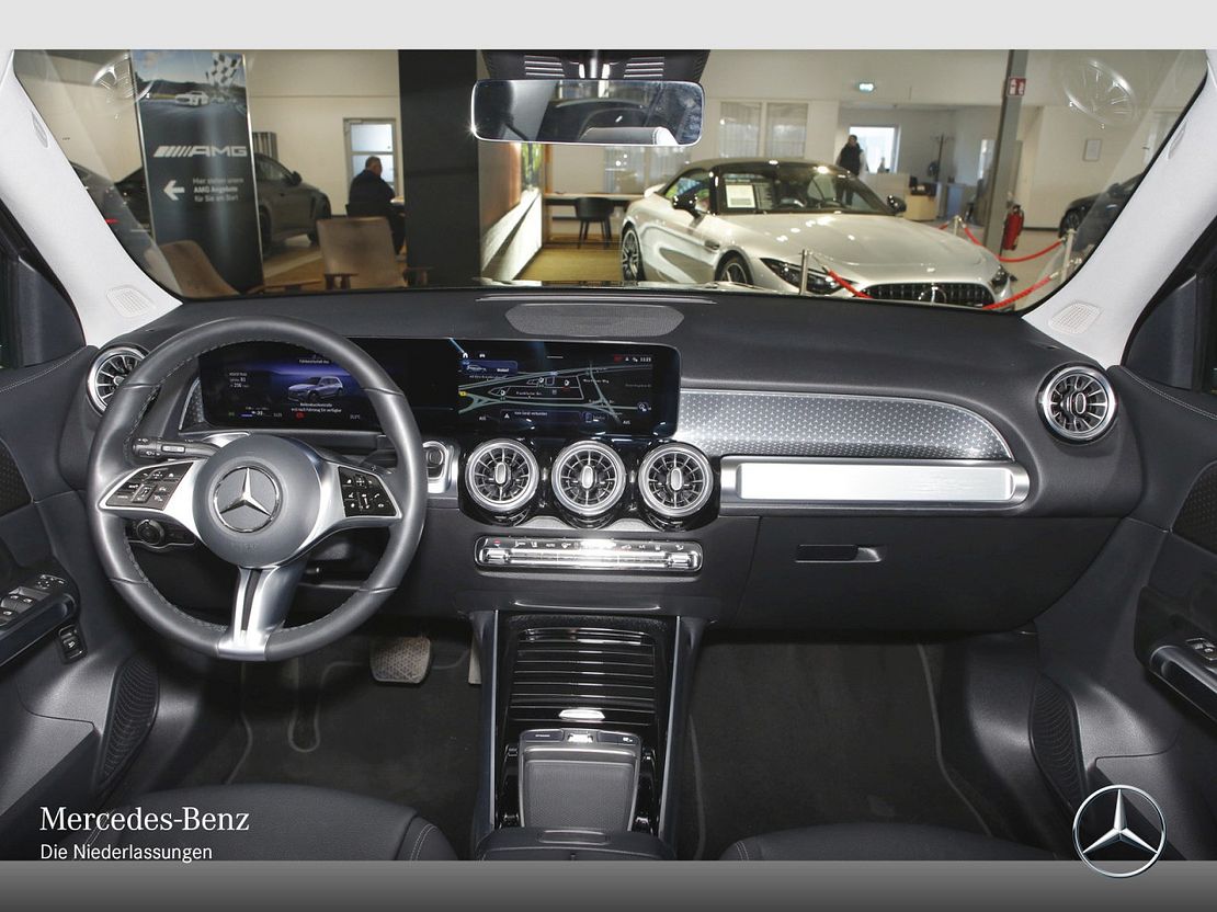 Mercedes-Benz EQB 300 4MATIC