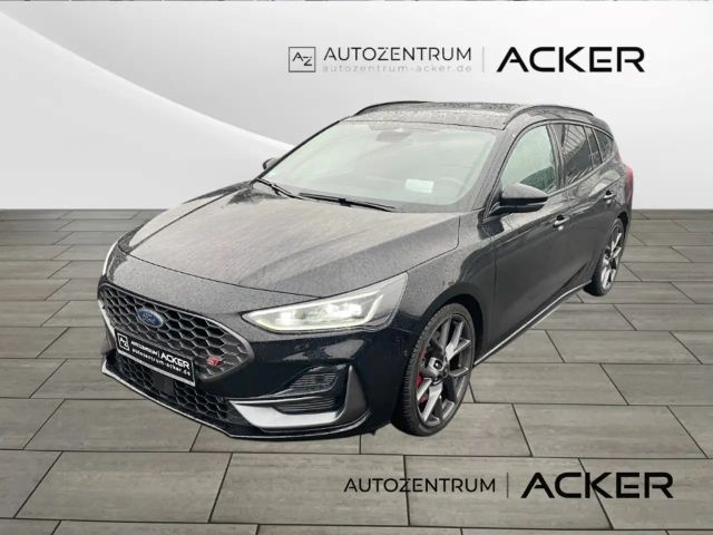 Ford Focus ST Line Wagon