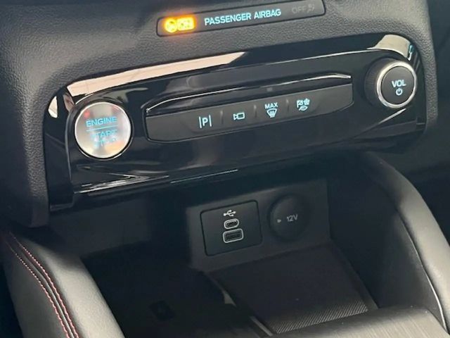 Ford Kuga Plug in Hybrid ST Line X