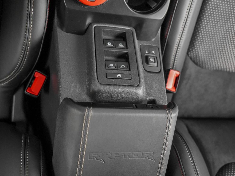 Ford Bronco 2025 Bronco Raptor Desert Sand € 86500 +CARBON