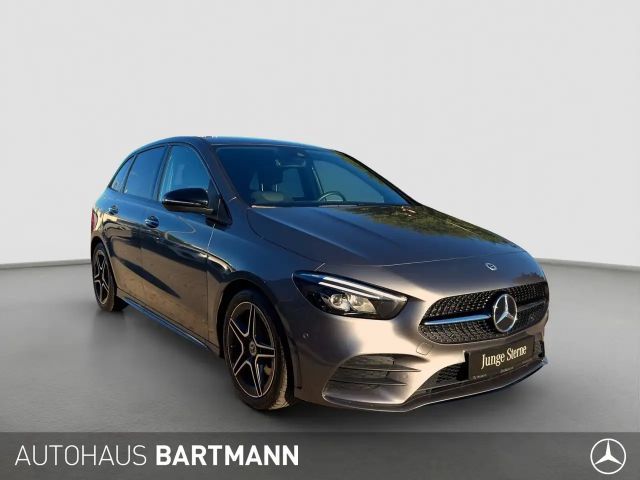 Mercedes-Benz B 200 4MATIC AMG Line
