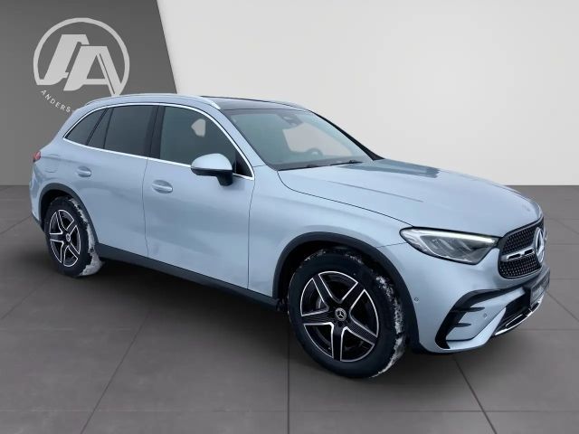 Mercedes-Benz GLC 200 4MATIC AMG Line