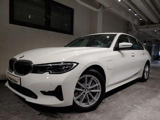 BMW 330 330e Comfort pakket Sedan