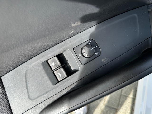 Skoda Fabia FABIA 1.0 MPI 59kW EU6e Essence 5-Gang-Schaltgetr.