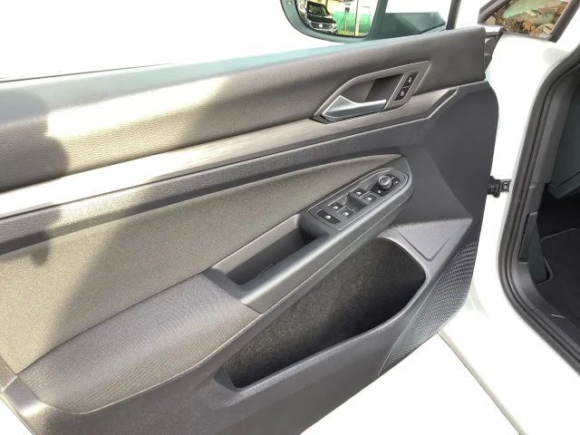 Volkswagen Golf 2.0 TSI DSG Golf VIII Style