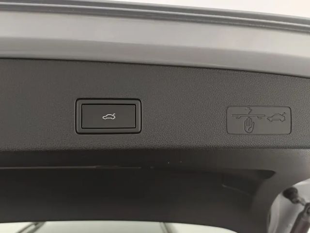 Volkswagen Golf Business DSG Variant