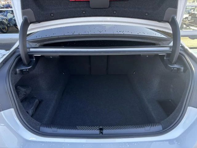 BMW 520 520d M-Sport Sedan