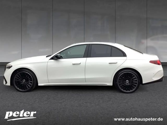 Mercedes-Benz E 200 AMG Line Sedan