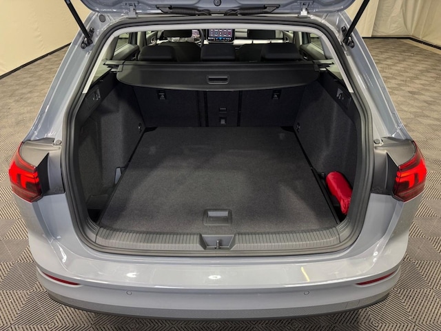 Volkswagen Golf 1.5 TSI Life Variant