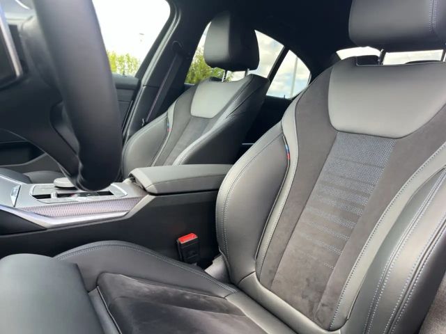 BMW 330 330i M-Sport Sedan xDrive