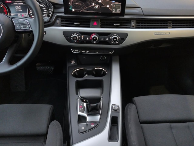 Audi A4 40 TFSI Avant Quattro S-Tronic
