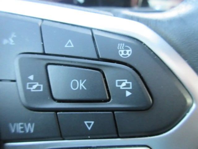 Volkswagen Golf 1.0 TSI DSG Life