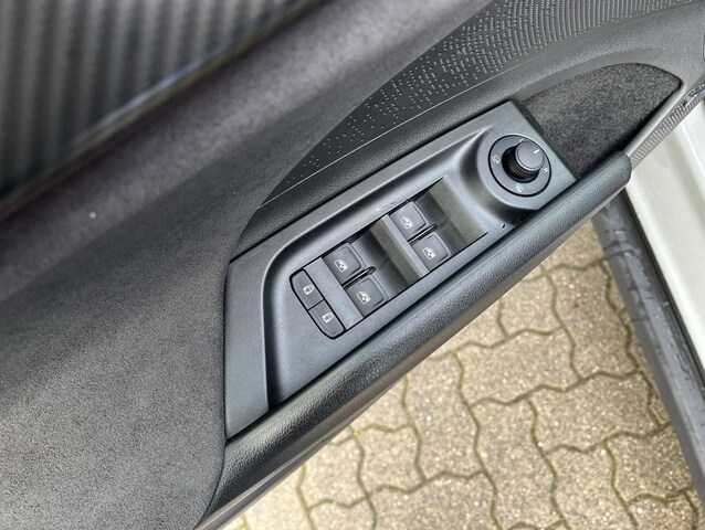 Skoda Elroq Lounge Maxx-Paket AHK Wärmepumpe