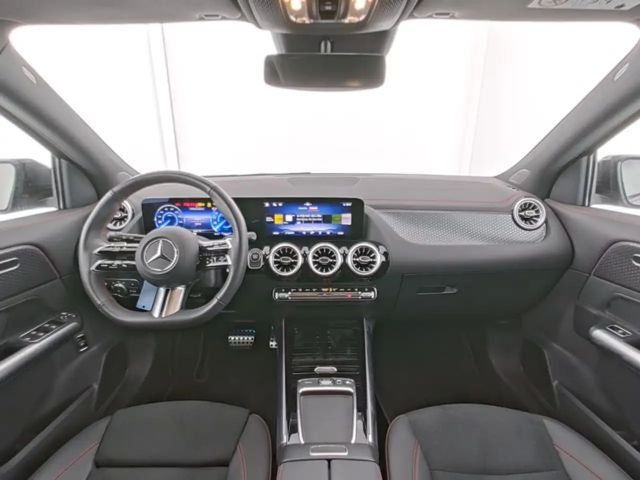 Mercedes-Benz EQA 300 4MATIC AMG Line