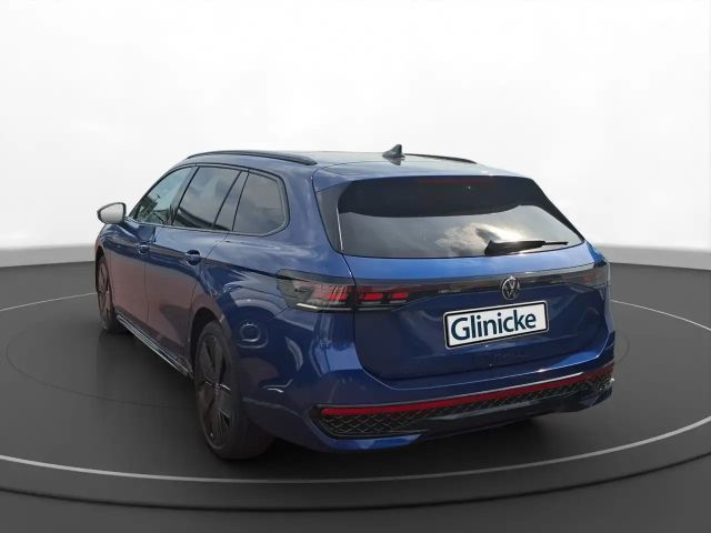 Volkswagen Passat DSG R-Line