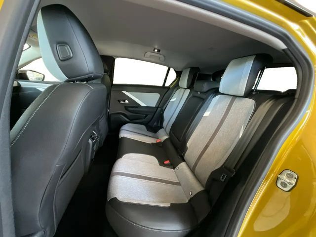 Opel Astra 1.2 Turbo Elegance Turbo