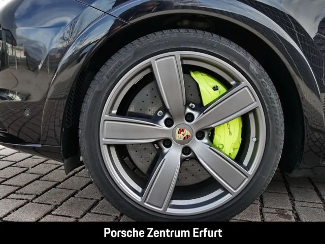 Porsche Cayenne E-Hybrid S Turbo