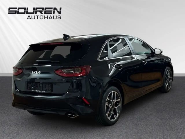 Kia Ceed Ultimate Edition 1.5T 140+ STYLE+ SITZHEIZUNG+ NAV