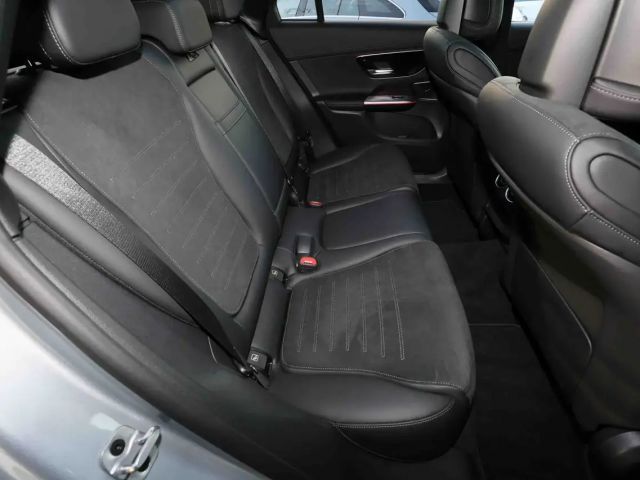 Mercedes-Benz GLC 300 4MATIC AMG Line