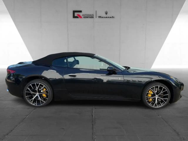 Maserati GranCabrio Modena