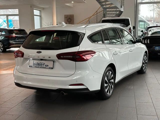 Ford Focus Titanium Wagon