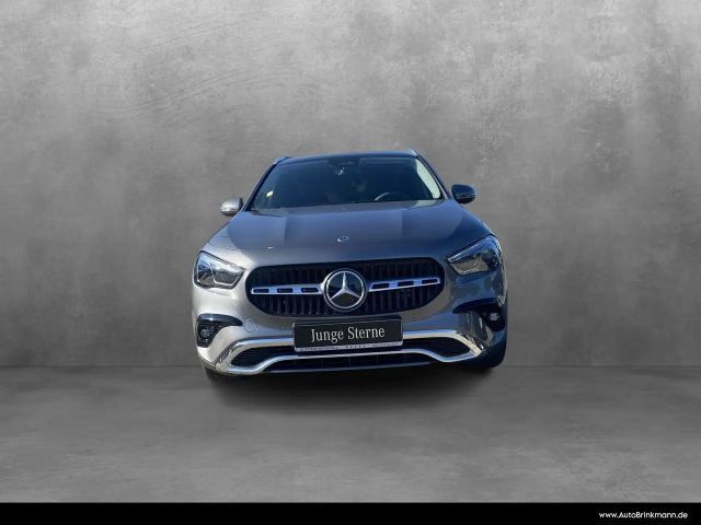 Mercedes-Benz GLA 180 Progressive