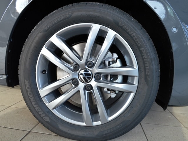 Volkswagen Touran DSG IQ.Drive