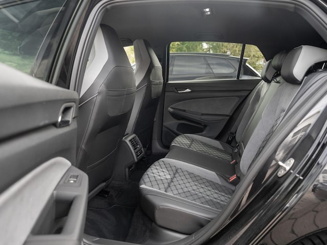 Volkswagen Golf 1.5 eTSI Golf VIII