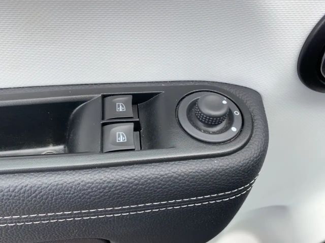 Renault Twingo E-Tech Techno