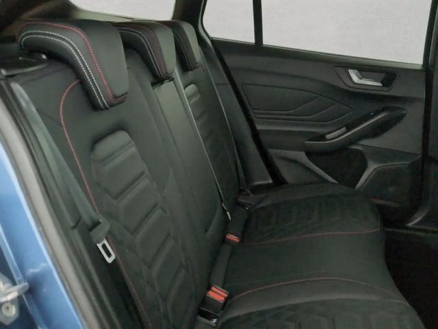 Ford Focus EcoBoost ST Line Wagon