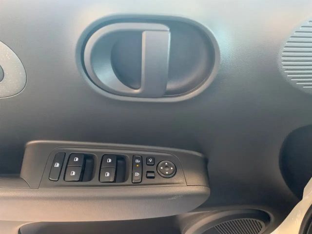 Hyundai INSTER 49 kWh