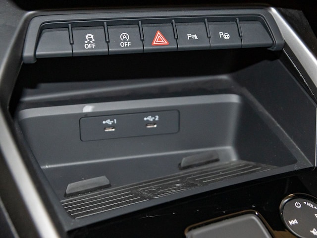 Audi A3 30 TFSI S-Tronic Sportback