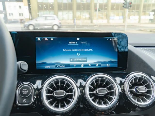 Mercedes-Benz GLA 200 Progressive