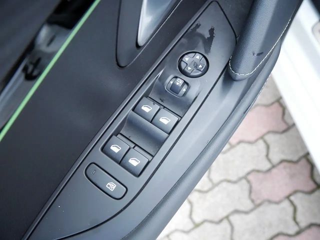 Peugeot E-208 GT-Line