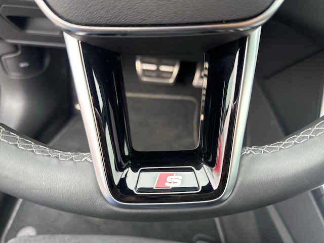 Audi A6 40 TDI Avant Quattro S-Line S-Tronic