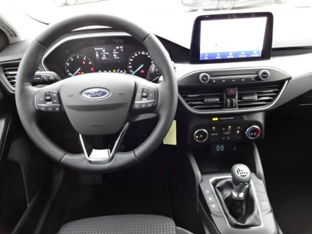 Ford Focus Cool & Connect