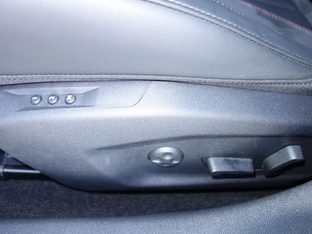 DS DS 4 BlueHDi Mobiles Performance Line