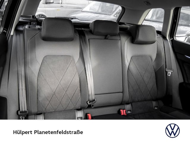 Volkswagen Golf 2.0 TDI DSG Style Variant