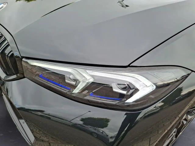 BMW 320 320d M-Sport Sedan xDrive