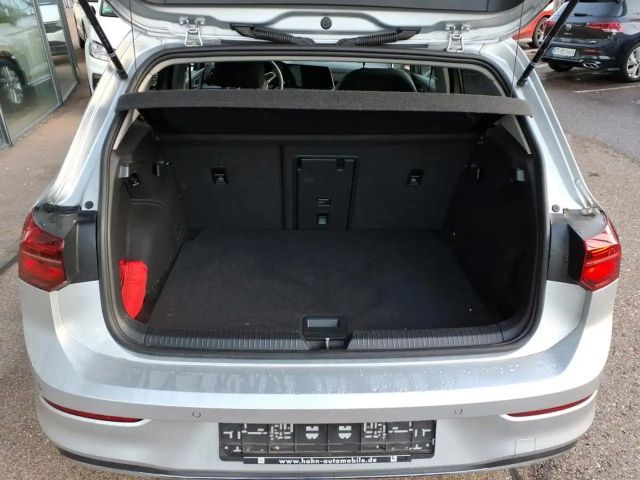 Volkswagen Golf 1.5 eTSI DSG IQ.Drive