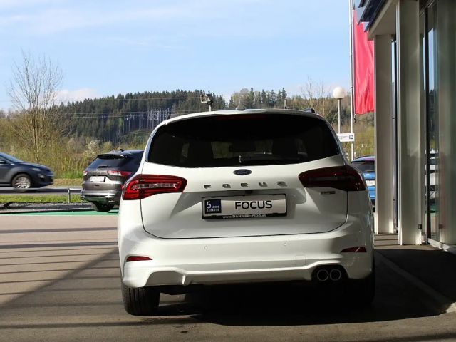 Ford Focus ST Line Wagon