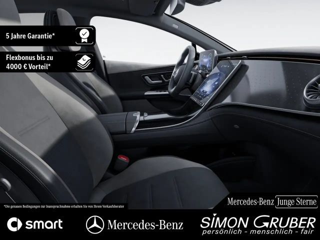 Mercedes-Benz EQE 350 4MATIC AMG Line Sedan