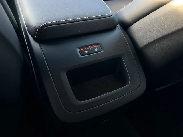 Volvo V60 Cross Country AWD Plus