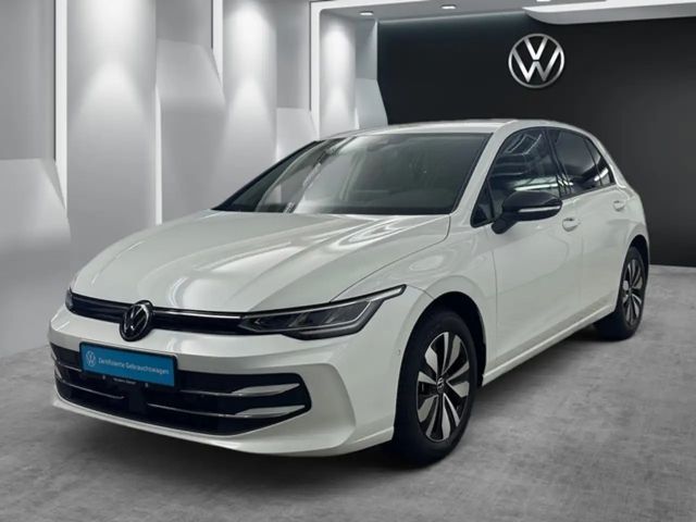 Volkswagen Golf 1.5 eTSI Golf VIII