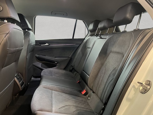 Volkswagen Golf Style