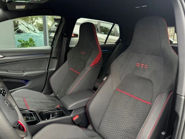 Volkswagen Golf 2.0 TSI GTI