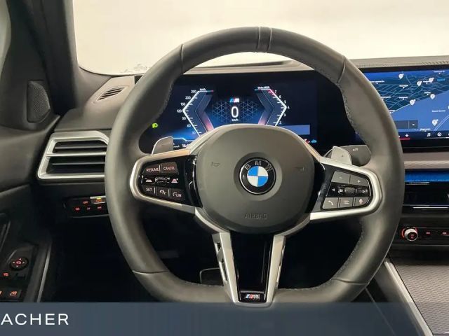 BMW 320 320i M-Sport Sedan xDrive